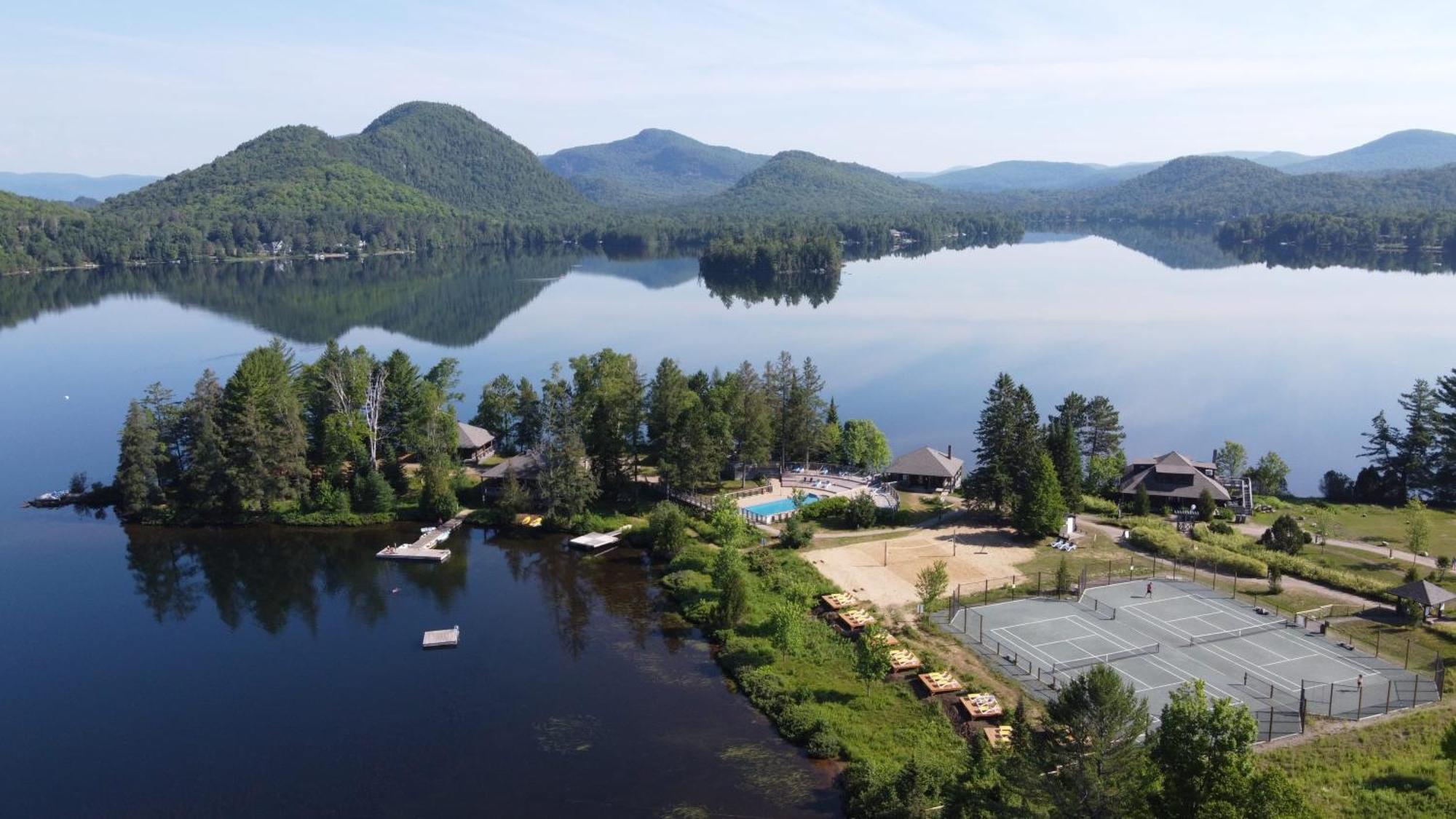 Lakefront Mountain View - Resort Loft Lac-Superieur Exterior foto